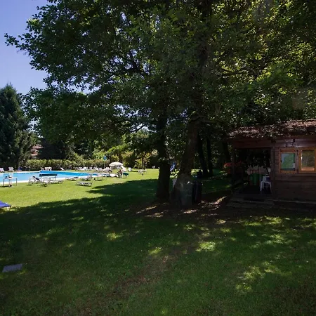 Sleeps 5 Pool Apartamento