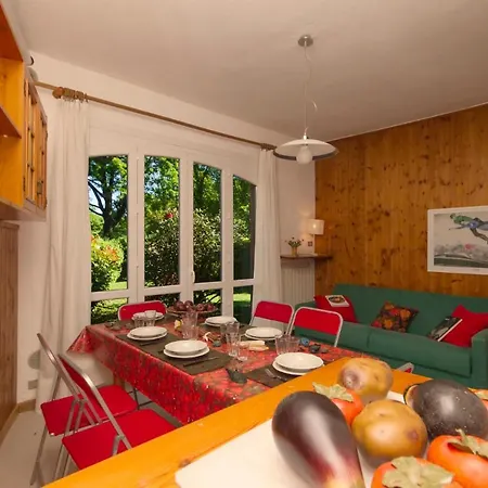 Sleeps 5 Pool * 이스프라